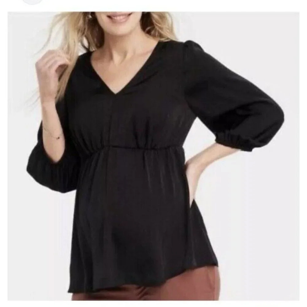 Isabel Maternity by Ingrid & Isabel Black Blouse